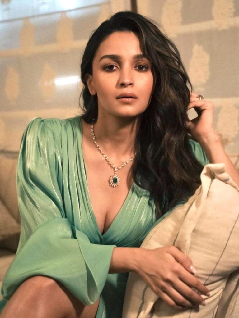 Alia Bhatt set